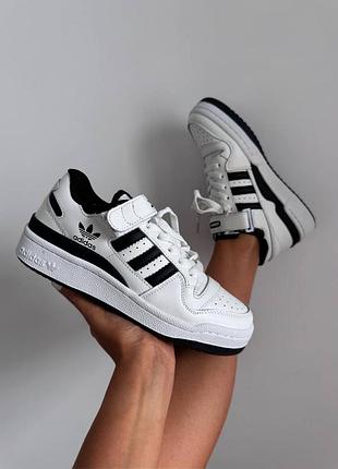 Кроссовки adidas forum white