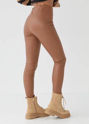 Утепленные лосины из кожзама со швами спереди - коричневый цвет, s (есть размеры)