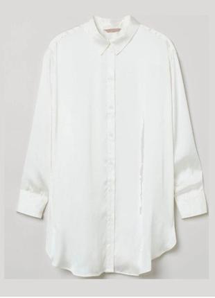 Атласная удлиненная рубашка блуза