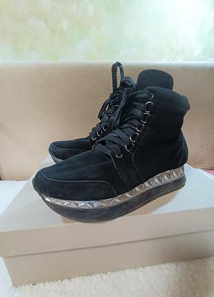 Ботинки натуральные