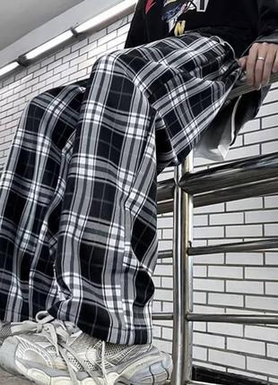 Супер модные брюки в клетку 
цена💫new collection
