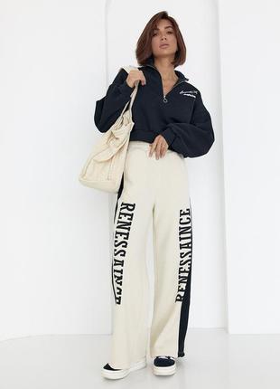 Теплые трикотажные штаны с лампасами и надписью renes saince - кремовый цвет, l (есть размеры)3 фото