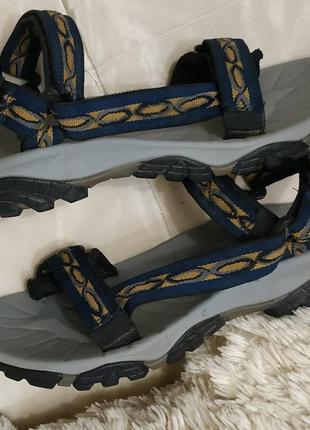 Сандалії merrell розмір 7 (41) устілка 28