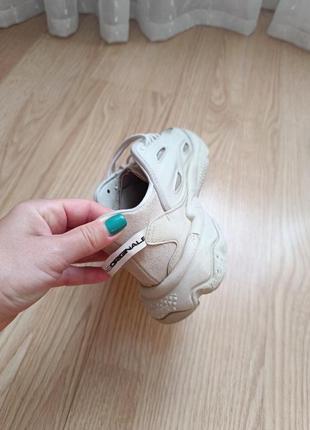 Кроссовки adidas 3