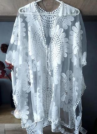 Пляжна туніка, парео.