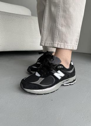 Нью беленс кроссовки черные замша new balance 2002r black6 фото