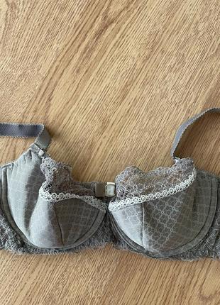 Бюстгалтер женский