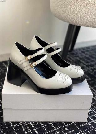 Туфлі celine