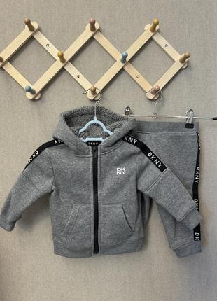 Спортивный костюм для девочки