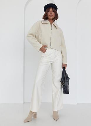 Женское короткое пальто в елочку - кремовый цвет, l (есть размеры)3 фото