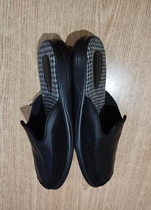 Качественные кожаные тапочки isa-traesko walk x теплые домашние шлепки германия