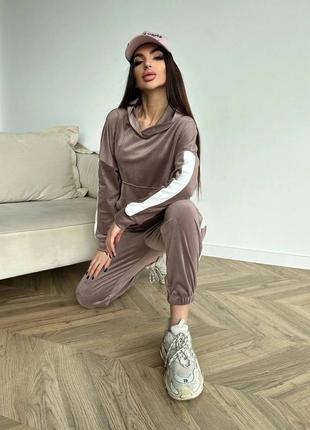 Велюровий костюм