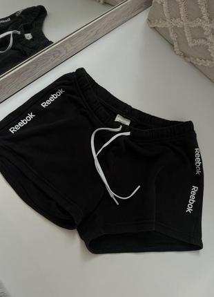 Шорти reebok