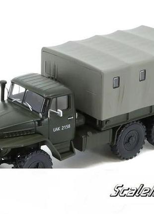 Масштабна модель урал-375д (1961). kultovni nakladaky minule ery. масштаб 1:43