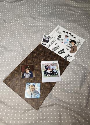 Stray kids - 5-star [ver. c cover] (эксклюзивный компакт-диск + плакат и фотокнига)