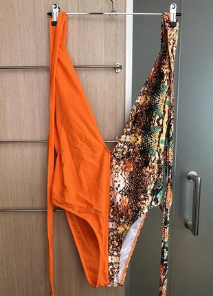 Суцільний купальник