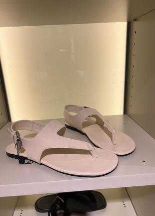 Босоніжки massimo dutti