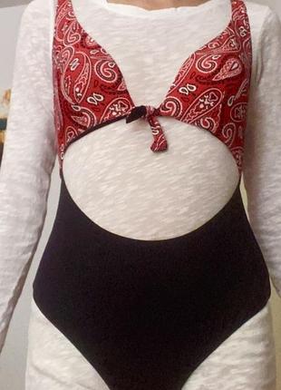Calzedonia крутий оригінальний суцільний купальник