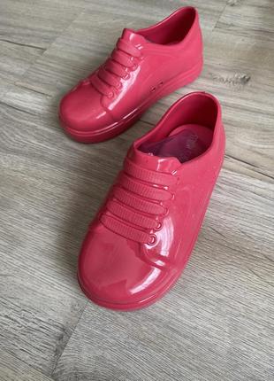 Дитячі кросівки дівчачі