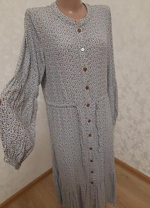 Гарна віскозна сукня на гудзиках в крапинку рюша  numph