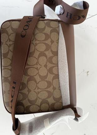 Сумка coach pace messenger bag in signature canvas5 фото