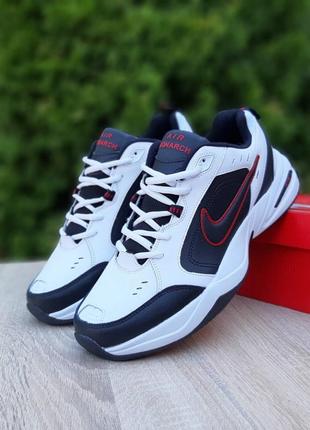 Nike air monarch