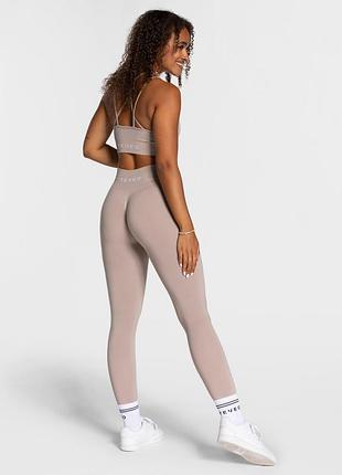 Спортивные лосины леггинсы teveo пуш-ап женские m-l 38-40