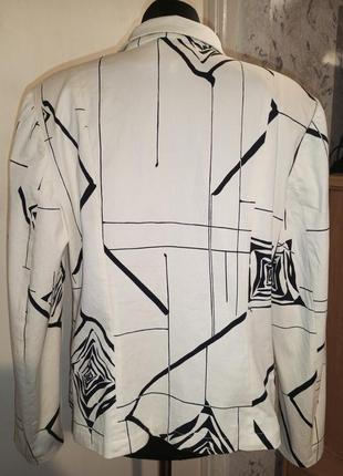 Натуральний,супер-стрейч,вкорочений жакет-блейзер з кишенями,великого розміру,словенія4 фото