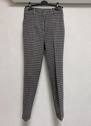 Картаті жіночі брюки