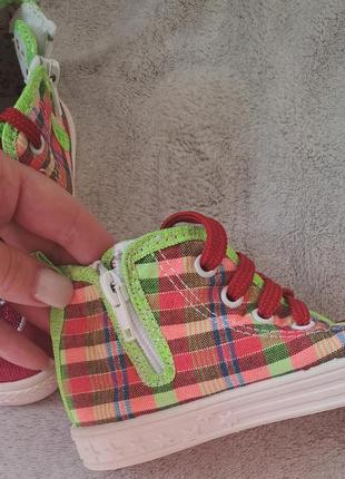 Детские кеды польша, детские кеды для девочки, летние кеды яркие с сердечком, розовые...