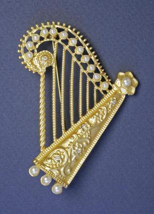 Брошь  арфа