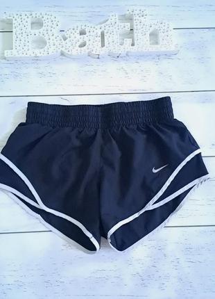 Фирменные шорты nike