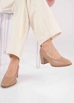 Шикарные удобные нюдовые  кожаные туфли лодочки clarks/100% кожа2 фото