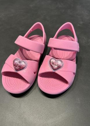 Crocs c9