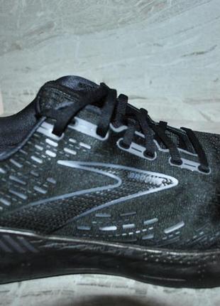 Brooks черные кроссовки 47 размер