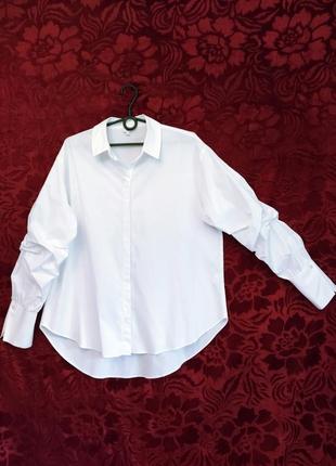 Білосніжна поплінова сорочка вільного крою подовжена біла сорочка3 фото