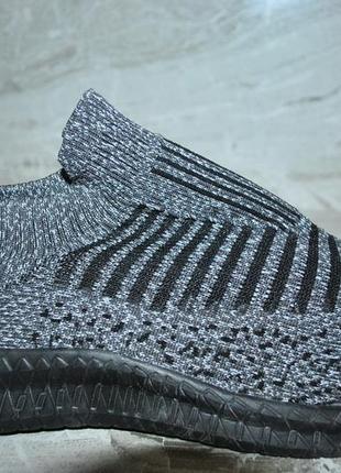 Кроссовки  спорт 45 размер