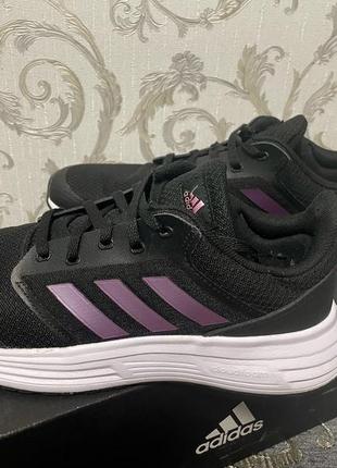 Кросівки adidas6 фото