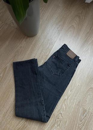 Чорні графітові levis 501