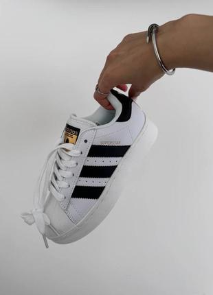 Женские кроссовки в стиле adidas superstar 2w white / black premium.8 фото