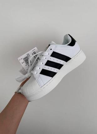 Женские кроссовки в стиле adidas superstar 2w white / black premium.3 фото