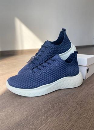 Кроссовки кожаные оригинал ecco therap 825254 гг.40,43,45