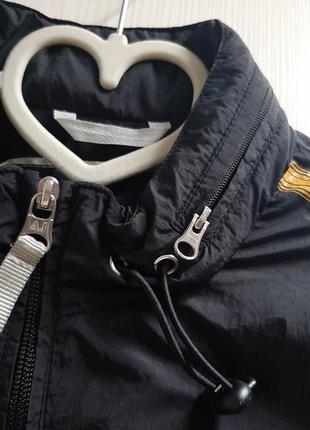 Практичная куртка-ветровка armani jeans7 фото