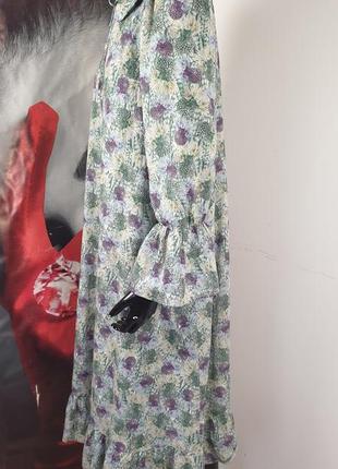 Натуральна сукня міді в квітковий принт4 фото