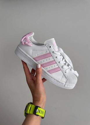 Женские кроссовки в стиле adidas superstar white / pink knotted rope premium.1 фото
