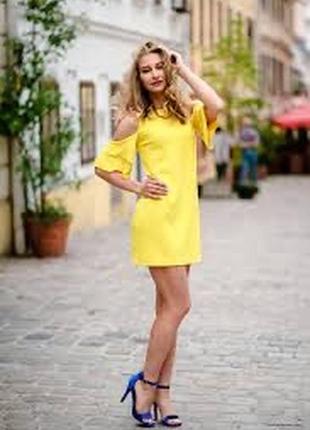 Фирменное желтое платье bershka в мелкий рубчик8 фото