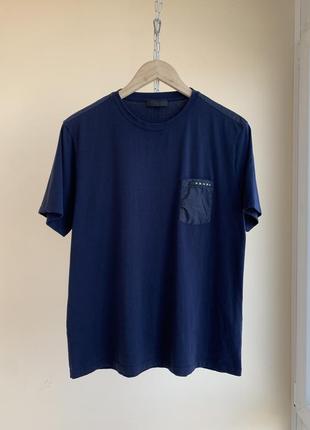 Стрейчевая футболка с нейловыми вставками на карман ни и плечах prada milano tab logo slim fit nylon pocket shoulder приталенная xl xxl