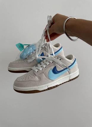 Женские кроссовки в стиле nike sb dunk «85 double swoosh light grey/blue premium.1 фото