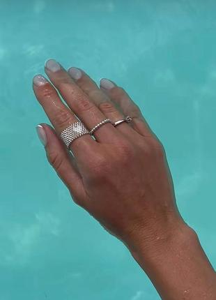 Белое кольцо из японского бисера широкое плетеное украшение на руку тренд трендовое стильное5 фото