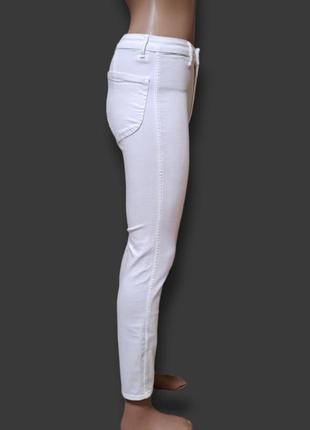 Белые брюки джинсы скинни на высокой посадке4 фото
